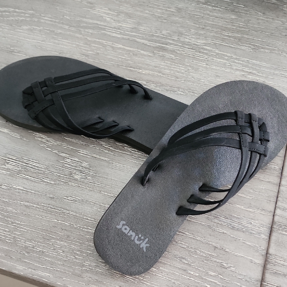 Sanuk Yoga Sandy II - Black Sandals Flip Flops New wo Tags - Picture 3 of 8